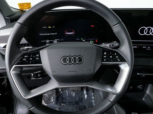 Certified 2025 Audi Q6 e-tron Premium Plus w/ Premium Plus RWD image 9