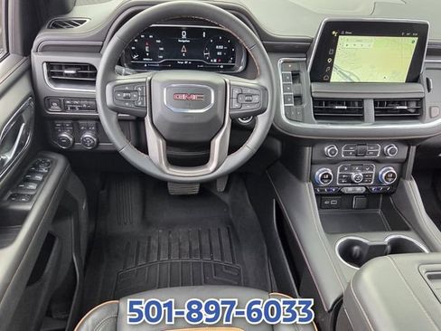 Used 2024 GMC Yukon AT4 AWD/4WD image 11