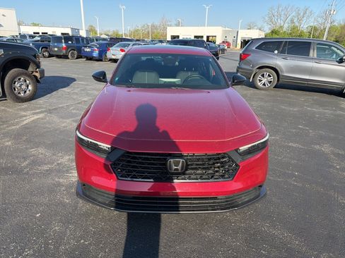 Used 2023 Honda Accord Sport image 11