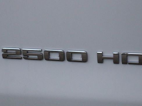 Used 2017 Chevrolet Silverado 2500 W/T image 35