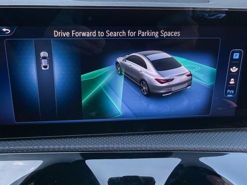 Used 2025 Mercedes-Benz CLA 250 4MATIC image 17