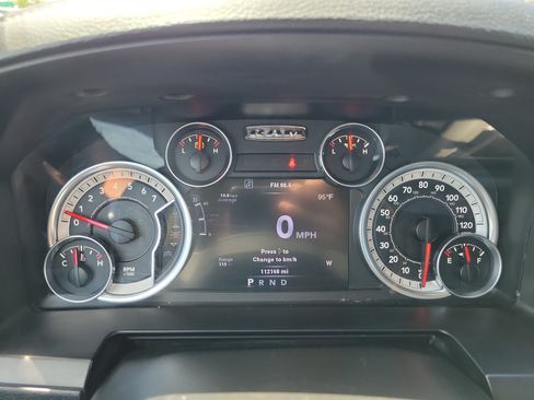 Used 2013 RAM 1500 Laramie w/ Convenience Group AWD/4WD image 25