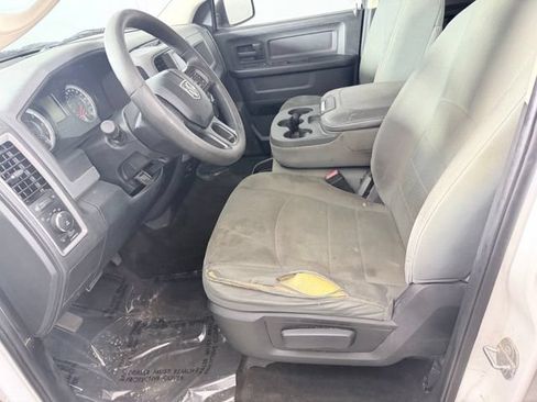 Used 2017 RAM 1500 Express AWD/4WD image 9
