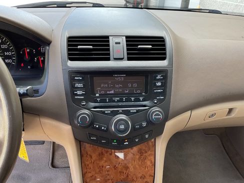 Used 2005 Honda Accord EX-L image 19