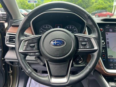 Used 2022 Subaru Outback Touring w/ Popular Package #2 AWD/4WD image 17