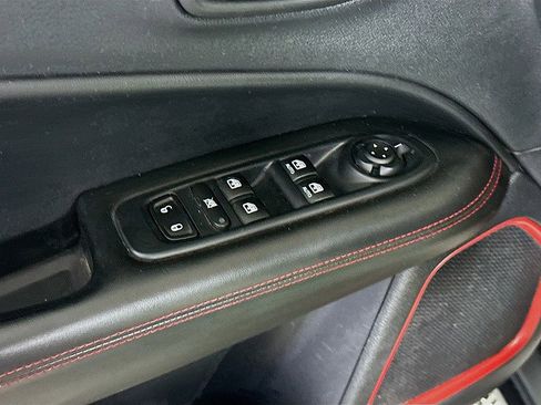 Used 2018 Jeep Compass Trailhawk w/ Cold Weather Group AWD/4WD image 18