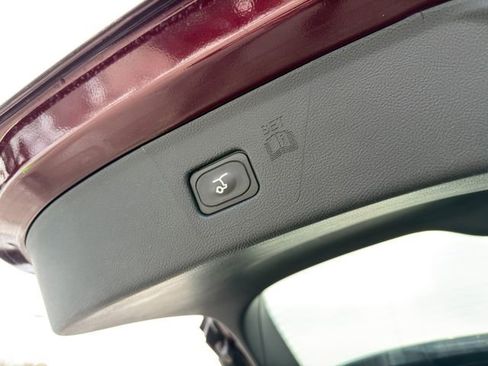 Used 2022 Ford Edge SEL w/ Convenience Package image 38