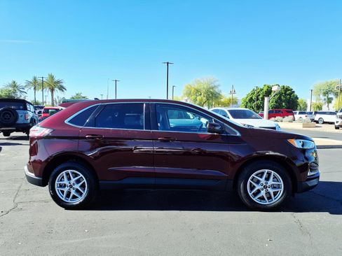Certified 2024 Ford Edge SEL w/ Convenience Package AWD/4WD image 7