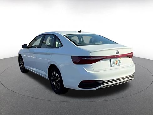 Used 2025 Volkswagen Jetta S image 16