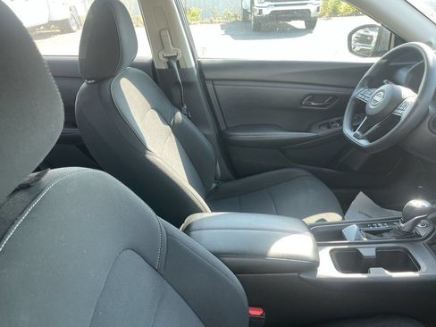 Used 2024 Nissan Sentra S FWD image 10