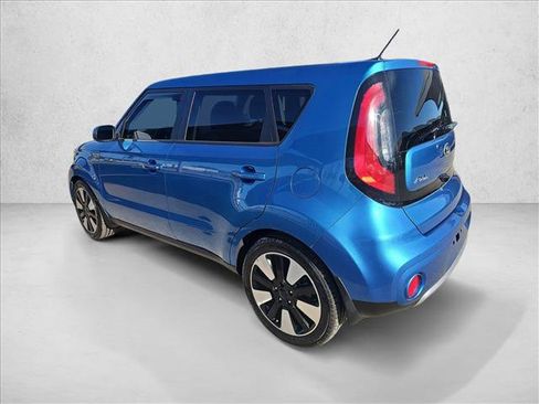 Used 2017 Kia Soul + w/ Designer's Package image 3