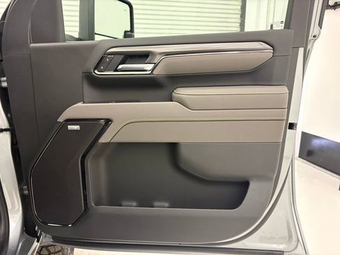 New 2026 Chevrolet Silverado 2500 ZR2 AWD/4WD image 44