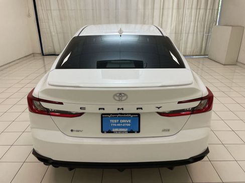Used 2025 Toyota Camry SE FWD image 27