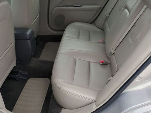 Used 2010 Ford Fusion SEL image 18
