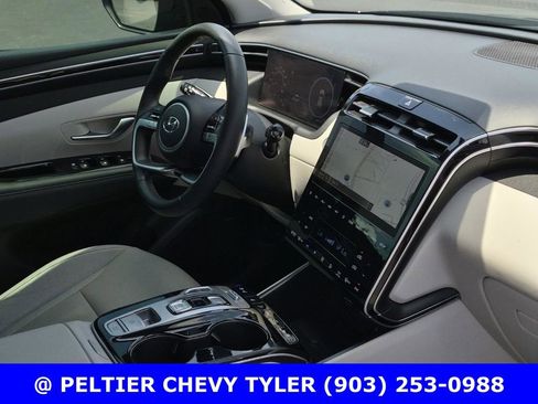 Used 2023 Hyundai Tucson Limited AWD/4WD image 10