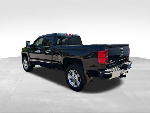 Used 2016 Chevrolet Silverado 2500 LTZ w/ LTZ Plus Package AWD/4WD image 5