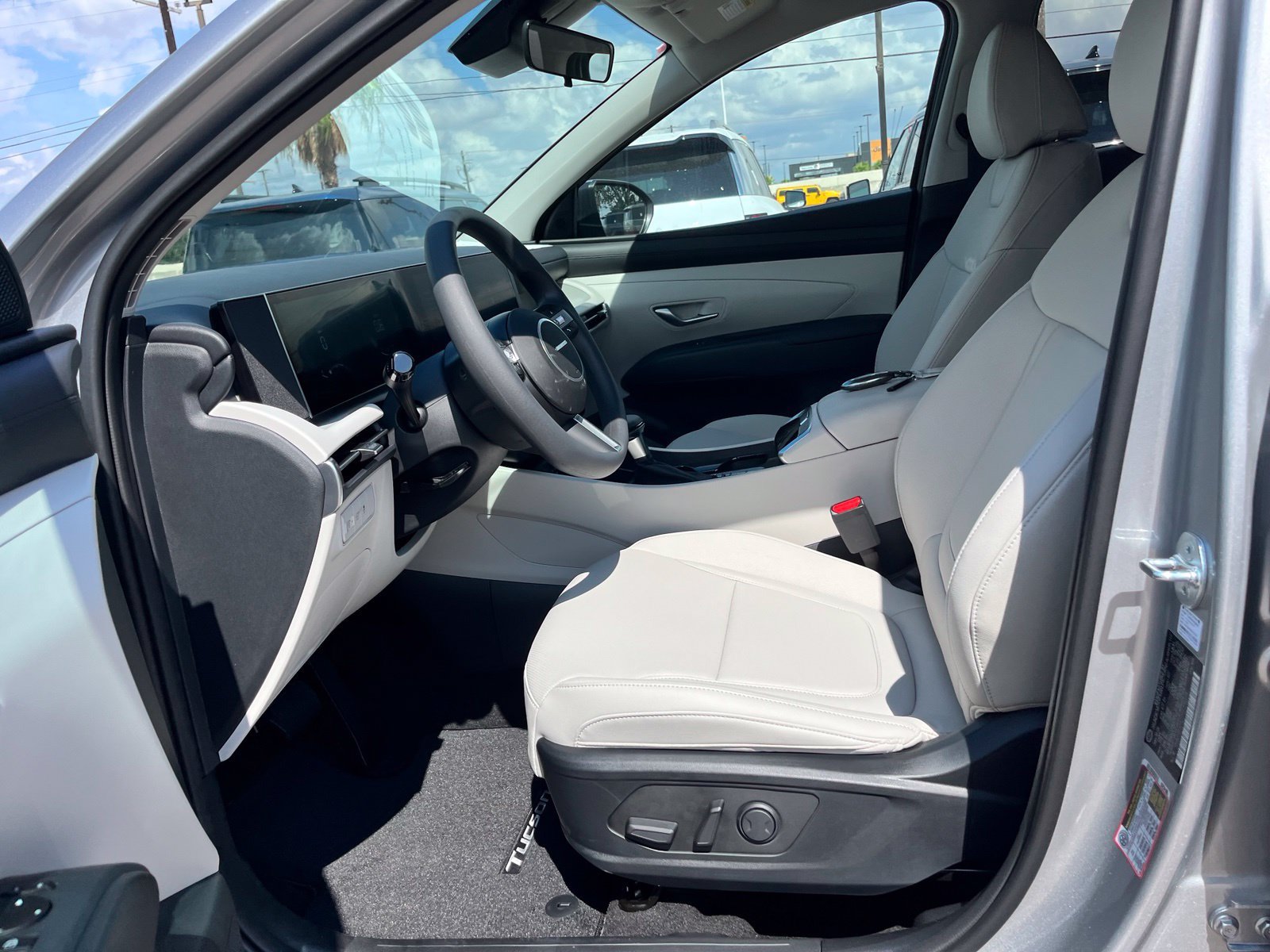 New 2026 Hyundai Tucson SEL Plus FWD image 15