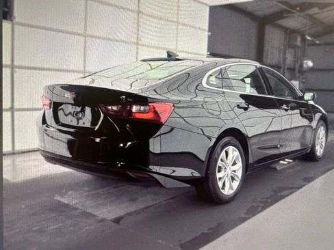 Used 2025 Chevrolet Malibu LT FWD image 6