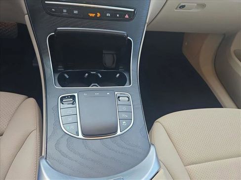 Certified 2022 Mercedes-Benz GLC 300 image 13