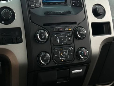 Used 2014 Ford F150 XLT w/ Equipment Group 302A Luxury AWD/4WD image 20