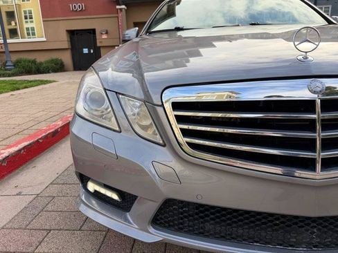 Used 2010 Mercedes-Benz E 550 Sedan image 20
