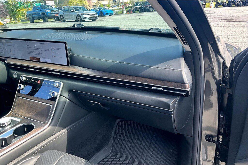 Used 2025 Genesis GV80 3.5T Advanced AWD/4WD image 11