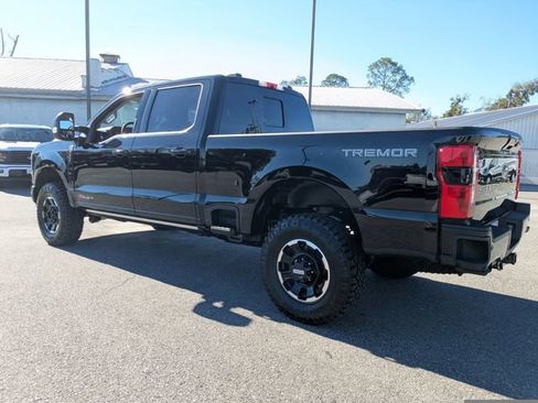 New 2026 Ford F250 Lariat w/ Tremor Off-Road Package image 4