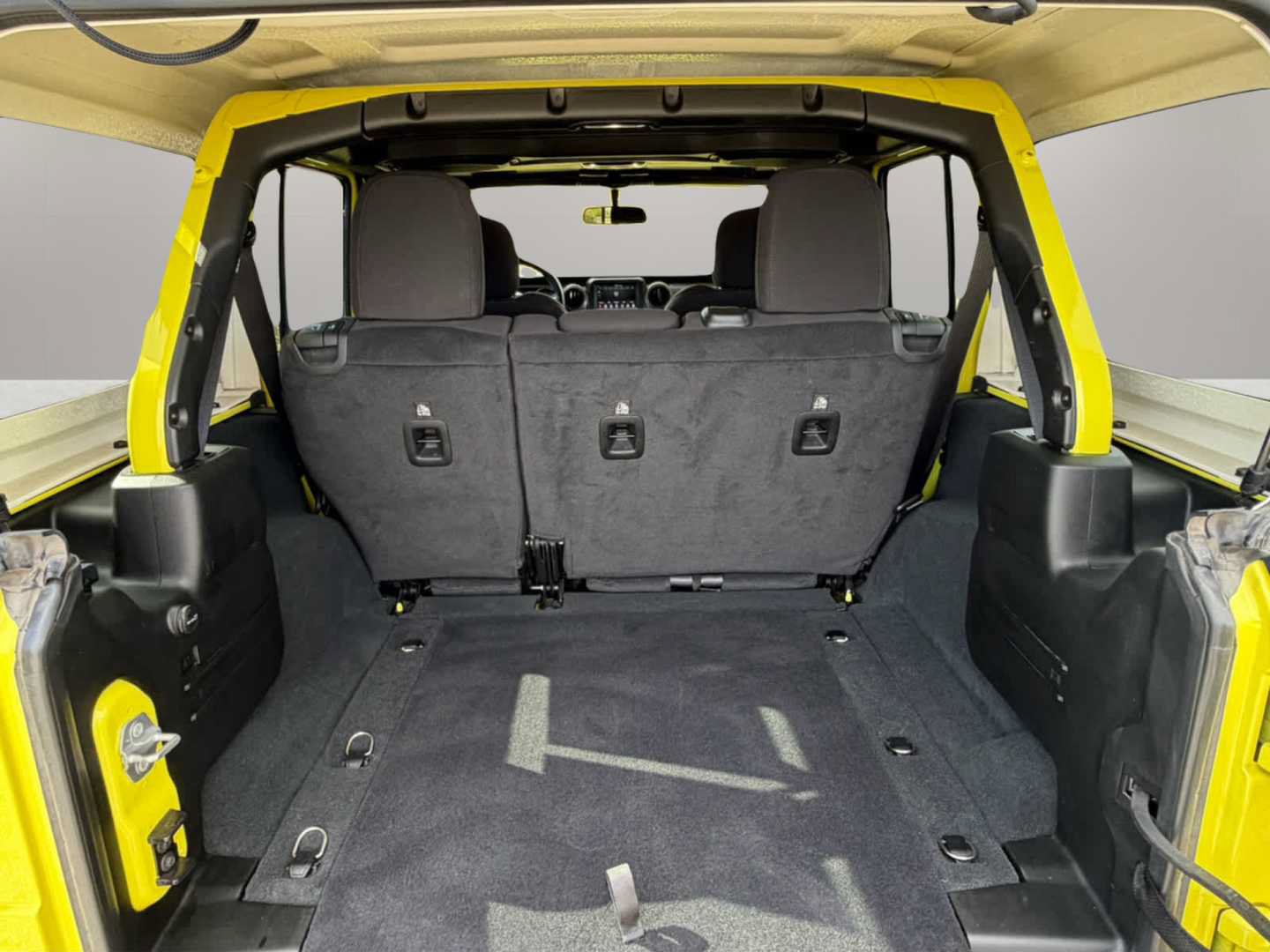 Used 2023 Jeep Wrangler Unlimited Sport AWD/4WD image 37