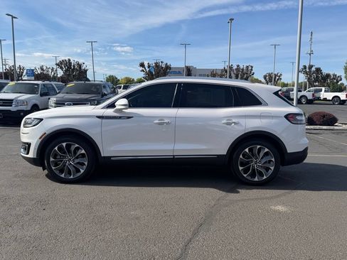 Used 2019 Lincoln Nautilus Reserve w/ Ultimate Package AWD/4WD image 6