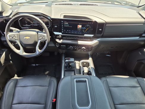 Used 2022 Chevrolet Silverado 1500 LTZ w/ Technology Package RWD image 28