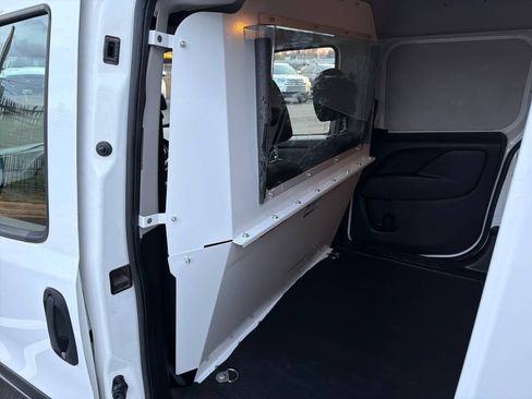 Used 2020 RAM ProMaster City Tradesman FWD image 25