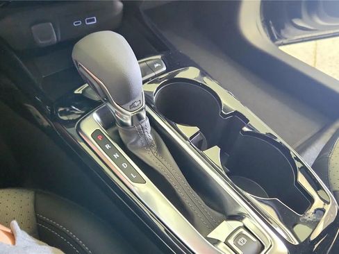 New 2026 Chevrolet Trax LT FWD image 27