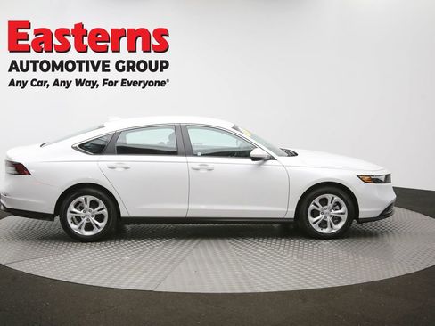 Used 2025 Honda Accord LX image 43
