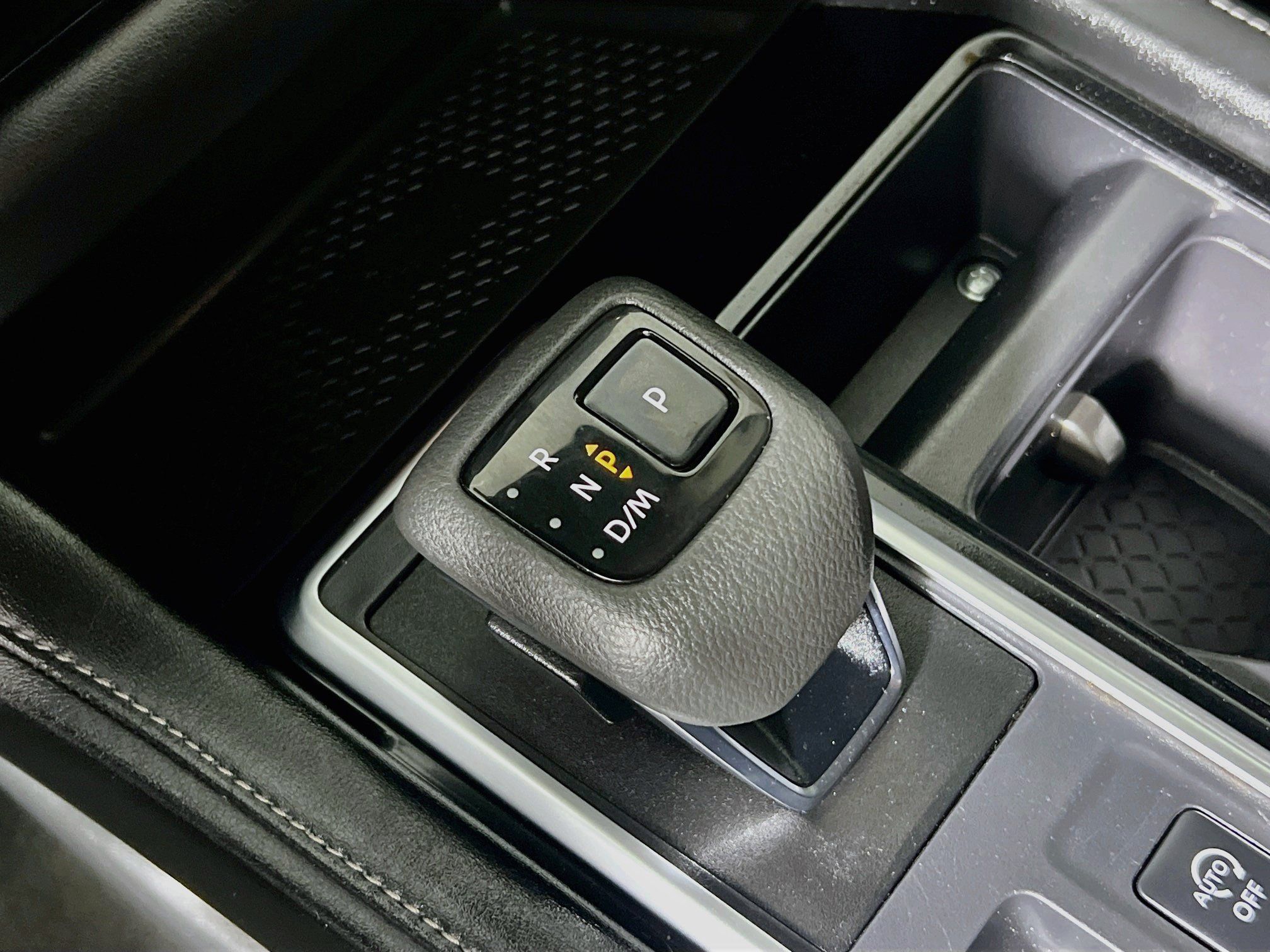 Used 2023 Nissan Pathfinder SL w/ SL Premium Package FWD image 24