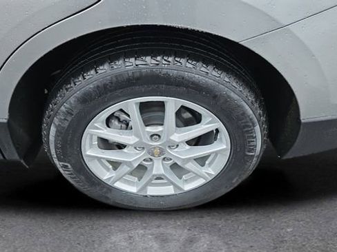 Used 2024 Chevrolet Equinox LS w/ LS Convenience Package image 20