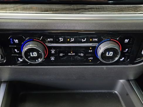 Used 2025 Chevrolet Silverado 2500 LTZ w/ Trail Boss Package AWD/4WD image 20