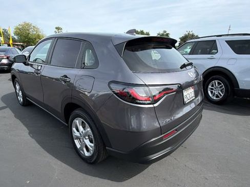 Used 2025 Honda HR-V LX image 6