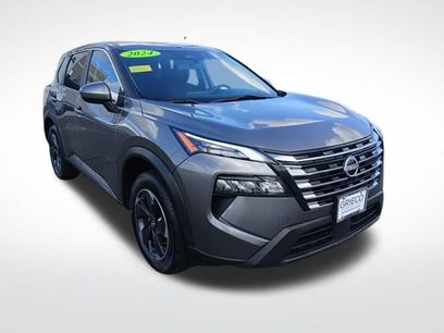 Used 2024 Nissan Rogue SV