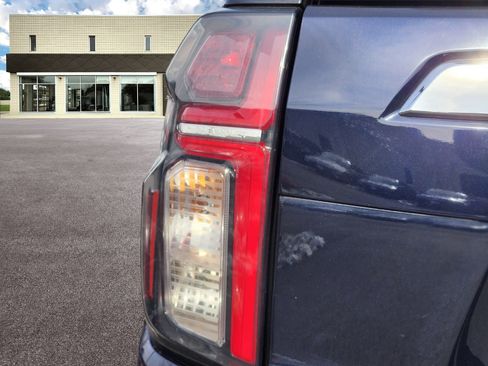 Used 2021 Chevrolet Tahoe LT image 9