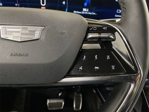 Certified 2026 Cadillac Vistiq Sport w/ LPO, Floor Liner Package image 22