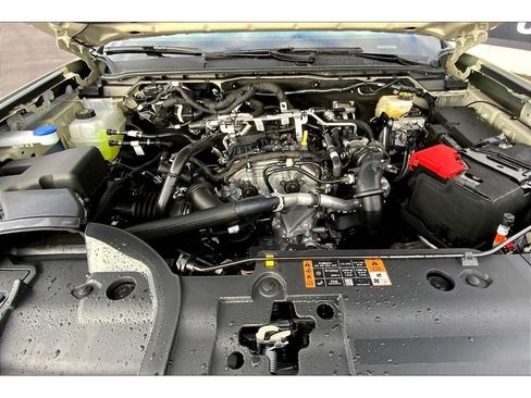 New 2025 Ford Ranger Lariat w/ FX4 Off-Road Package image 12