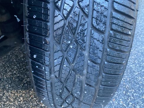 Used 2017 Toyota Camry SE image 37