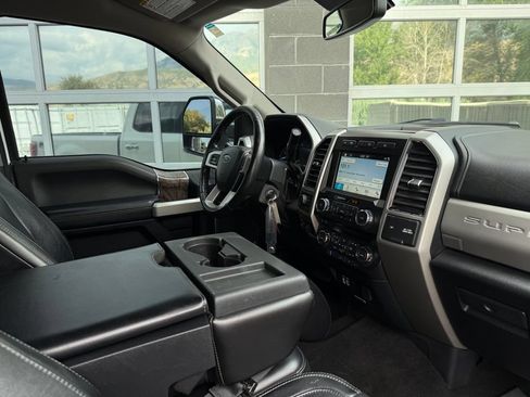Used 2018 Ford F350 Lariat w/ Chrome Package AWD/4WD image 50