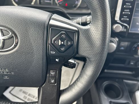 Used 2024 Toyota 4Runner TRD Off-Road image 32