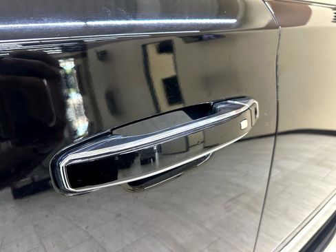 Used 2020 GMC Yukon XL Denali image 19