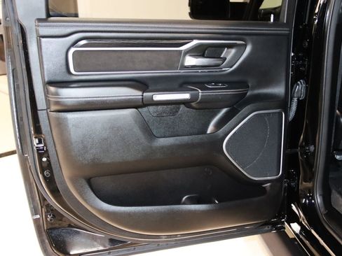 Used 2023 RAM 1500 Laramie AWD/4WD image 59