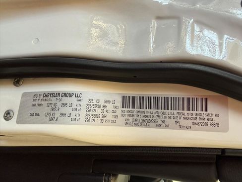 Used 2015 Jeep Cherokee Limited image 30