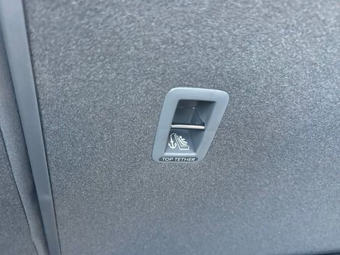 New 2026 Volkswagen Tiguan SE R-Line image 44