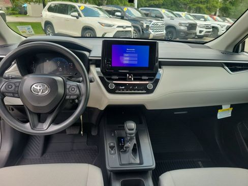 Certified 2026 Toyota Corolla Cross L FWD image 21