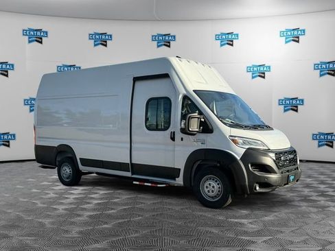 New 2024 RAM ProMaster 3500 w/ Delivery Van Package FWD image 7